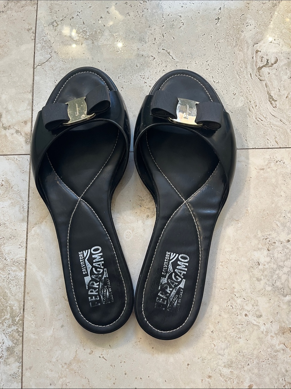 Salvatore Ferragamo Black Vara Bow Leather Slide Mules